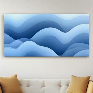 Ruhige Meereswelle, abstrakte Kunst, weiche blaue geschichtete horizontale Formen, gedämpfte ruhige Wolkenstimmung, minimalistisches Küstendesign, ruhige Wandleinwand