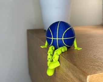 Koszykarski towarzysz niebiesko-zielony – dekoracja biurka do koszykówki – zabawny prezent do koszykówki – prezent sportowy