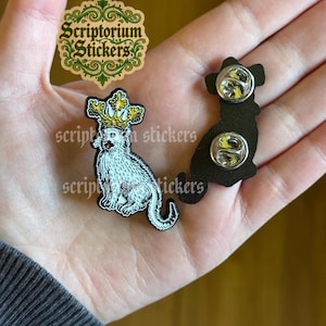 Medieval Cat Soft Enamel Pin | Medieval Marginalia, Medieval Cat King, Weird Medieval Guy, Medieval Pin, Medieval Lapel Pin Bild 2