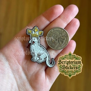 Medieval Cat Soft Enamel Pin | Medieval Marginalia, Medieval Cat King, Weird Medieval Guy, Medieval Pin, Medieval Lapel Pin Bild 3