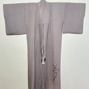 Antique Kimono, Silk Kimono, Made in Japan, Beautiful Floral Pattern, Cardigan, purple, Top, Vintage Kimono, Kimono Robe