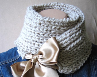 Knit Wool Scarf Tied with Ribbon, Knitted Beige Chunky Scarf, Wool Knitted NeckWarmer, Gift For Her, Christmas gifts, Wool woven Scarf