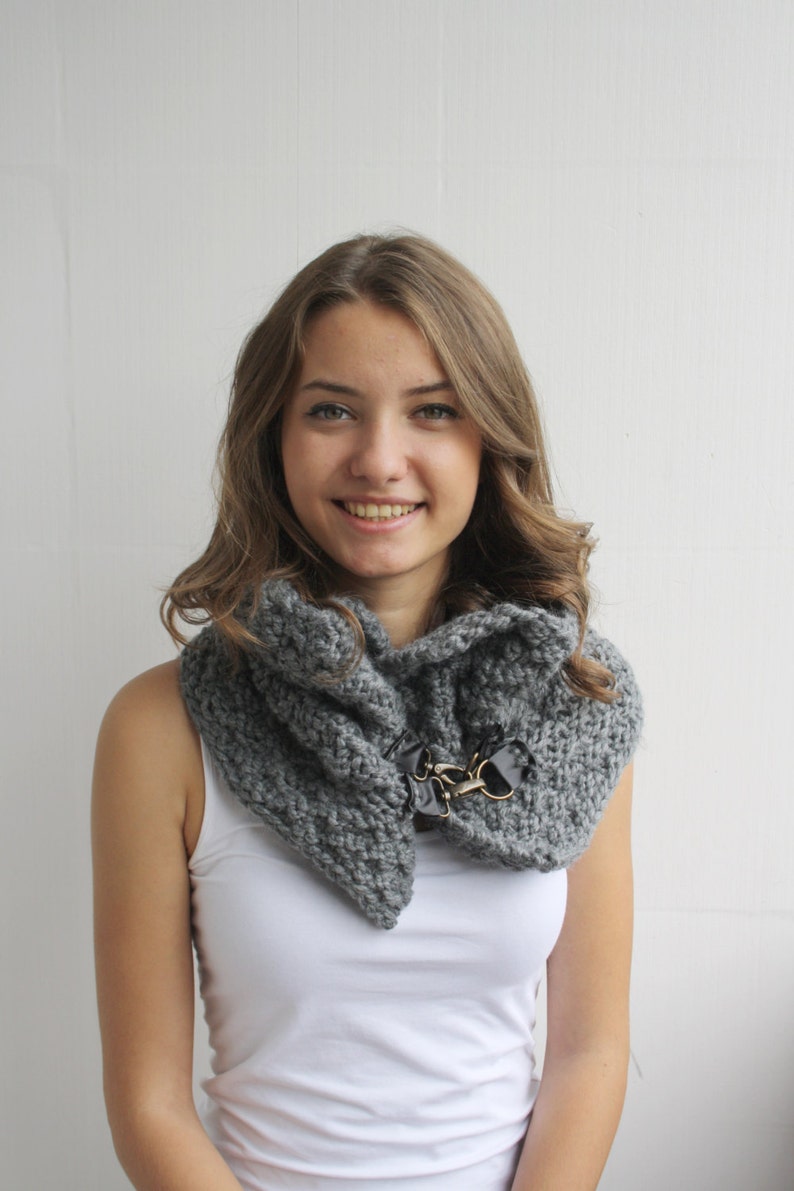 Handmade Gray Wool Chunky Loop Cowl Collar with leather link Etsy