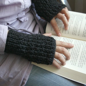 Unisex Charcoal Hand Knitted Fingerless Gloves For Men for women / Christmas gift / Under Usd 25 / Outdoors Gift image 2