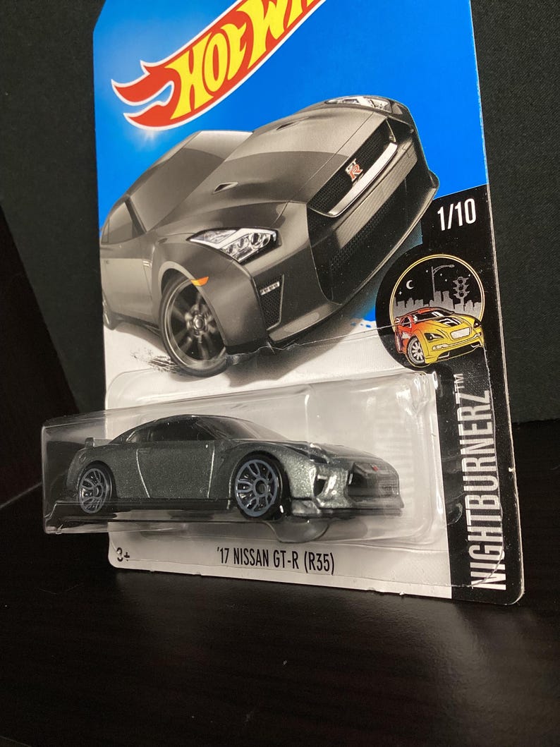 Hot Wheels 17 Nissan GT-R (R35) - Etsy