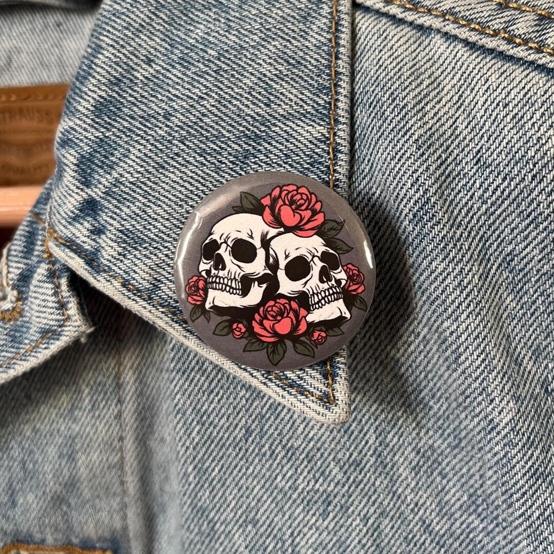 Two Skulls and Rose Button Pin, Dark Romance, Pinback Button, 37mm/1.5 ...