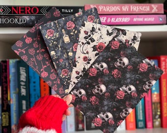 Dark Academia Kindle Insert, Gothic Skulls Roses, Moody, Set of 4