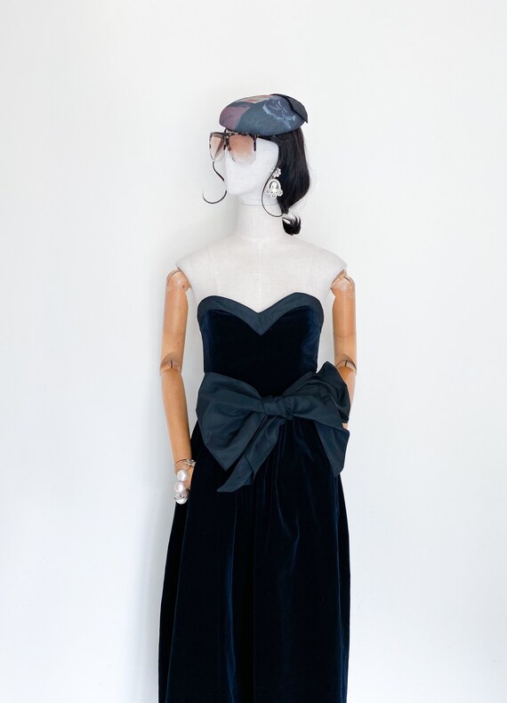 VTG Luara Ashley velvet evening gown