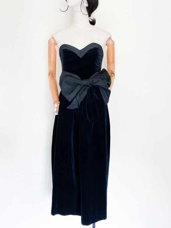 VTG Luara Ashley velvet evening gown