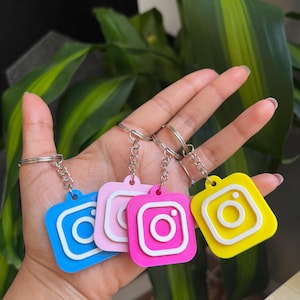 Porte-clés avec logo Instagram et NFC programmable