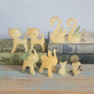 Vintage Dime Store Plastic Animal Toys - Set of Eight - Made in Hong Kong - Vintage Toys