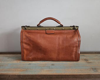 Vintage Tobacco Brown Leather Doctor's Bag – 1930s Medical Gladstone Bag