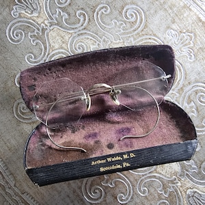 Antique Octagon Rimless Glasses 12KT G.F. in Original Case with Velvet Lining - Antique Glasses - Vintage Glasses - Early 1900s Eyeglasses