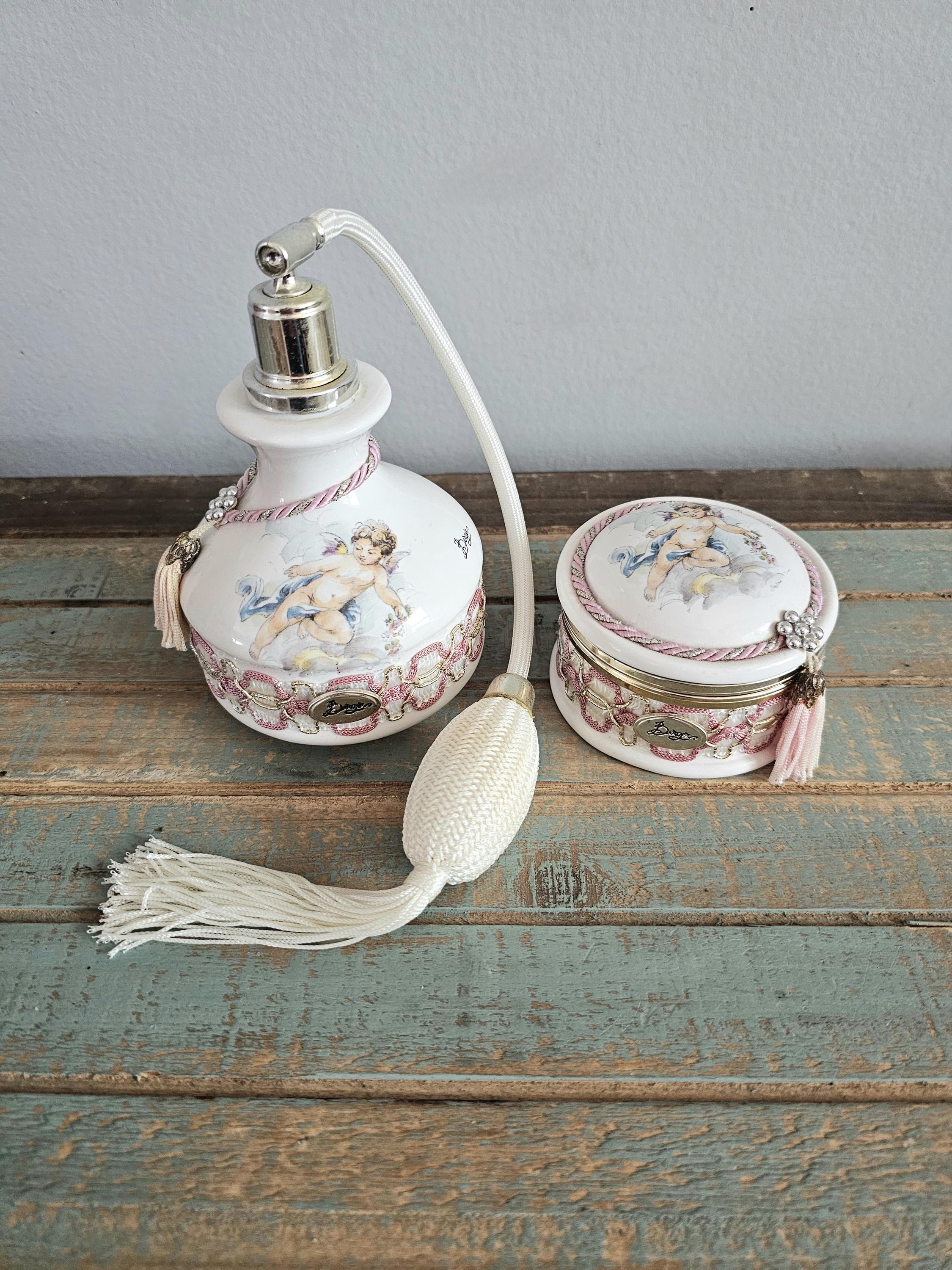 MegansMenagerie - Etsy 日本
