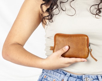 Brown leather zipper case, coin purse zipper phone pouch money bag credit card zip purse handbag gift under 30 - The Myrto Zipper pouch