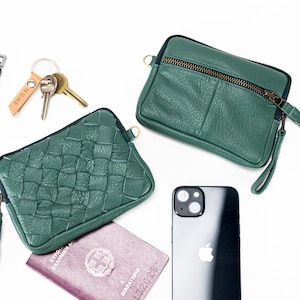 Portafoglio piccolo in pelle verde petrolio, porta monete, tasca con cerniera, passaporto, portafoglio sottile intrecciato a mano, porta carte di credito, regalo - Il mini portafoglio Antheia