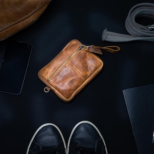 Cartera pequeña de cuero vintage marrón, monedero, bolsillo con cremallera, pasaporte, billetera tejida a mano para hombre, estuche para tarjetas de crédito, regalo: la mini billetera Antheia