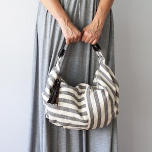Sac hobo en toile rayée et cuir, sac à main souple de style bohème, sac à main d'été en coton, cadeau de tous les jours pour elle - Mini sac Kallia