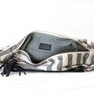 Hobo bag aus gestreiftem Canvas und Leder, Boho Stil Handtasche Handtasche Baumwolle Sommer Geldbörse Geschenk für Sie Mini Kallia Tasche Bild 6