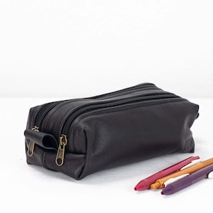 REC Double case - Astuccio portapenne in pelle nera, borsa rettangolare per accessori, astuccio per occhiali, pennarelli, astuccio con cerniera, regalo per insegnanti