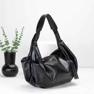 Sac hobo en cuir noir, sac à main à bandoulière petit sac à bandoulière hobo bourse sac noir sac à main de tous les jours cadeau pour son sac à main à fermeture éclair - Mini sac Kallia