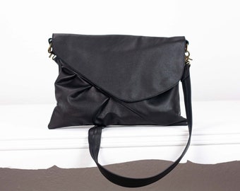 Sac à main en cuir noir, pochette enveloppe pochette bandoulière sac à main crossover sac à main grande pochette cadeau pour petite amie - pochette Erato