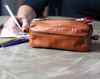 Pencils case in tan brown leather, planner case makeup rectangular planners case purse case glasses markers zipper pouch - The Brick case