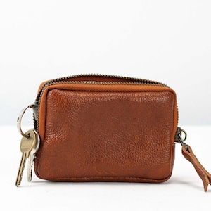 Étui à fermeture éclair en cuir marron, sac à main à fermeture éclair pour téléphone, sac d'argent pour carte de crédit, sac à main zippé pour moins de 30 ans - La pochette Myrto
