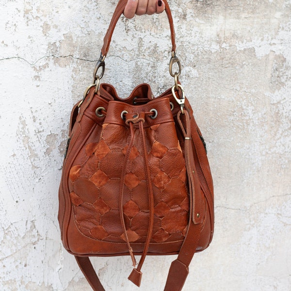 Leather bucket bag in hand woven brown, drawstring bag medium purse cinch bag  handmade womens bag crossbody messenger purse - Danae bag