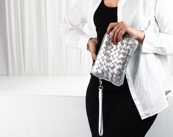 Wristlet large wallet in gold, silver or brass coated leather, hand woven clutch purse zipper handbag for women - The Antheia wallet