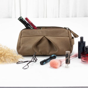 makeup bag in khaki brown leather, cosmetics pouch