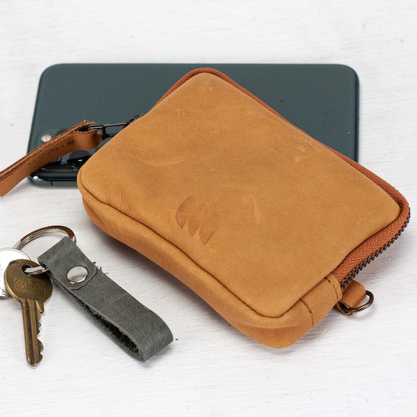 Peru brown leather zipper case, coin purse zipper phone pouch money bag credit card zip purse handbag gift under 30 - The Myrto Zipper pouch