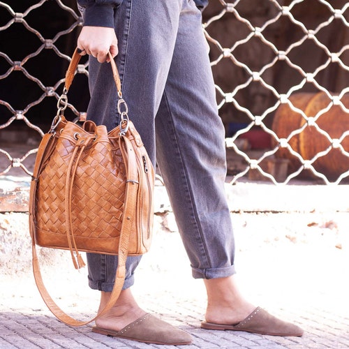 Leather Bucket Bag in Handwoven 