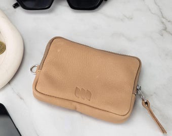 Zipper pouch in beige leather, coin purse zipper phone case money bag credit card zip purse gift for her - The Myrto Zipper pouch