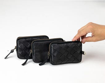 Zipper phone case in black leather, coin purse zipper phone case money bag credit card purse - The Myrto Zipper pouch