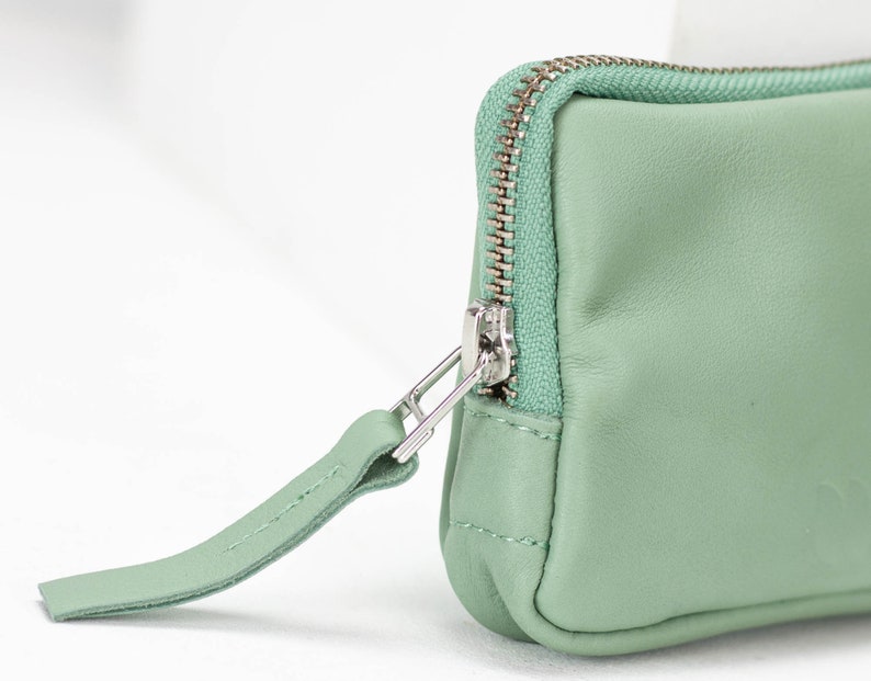 Zipper pouch in mint green leather, coin purse zipper phone case money bag credit card zip purse gift for her The Myrto Zipper pouch image 3