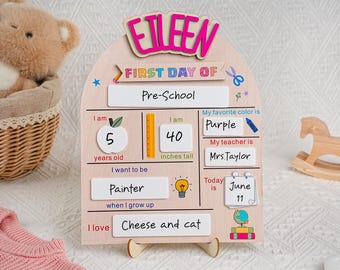 Benutzerdefinierter erster Tag in der Schule Zeichen, zurück zu Schulzeichen, Vorschule, Kindergarten 1.Tag der Schule Zeichen, hölzerner Schulbrett des ersten Tages Schule