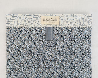 Tilda Fabric Pouch, Quilted, Padded, 8"x6", E- Reader, Planner, Pens