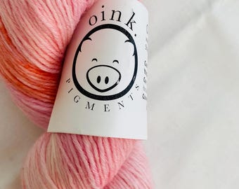 1 Skein Oink Pigments Fingering Weight, 90/10 Superwash Merino/Nylon,  420 Yards Each, New Yarn, Studio Destash, Bunnywash Slippers Colorway