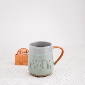 Anpassa namngivna kaffemuggar, personlig presentidé till mors dag, present till mormor, mormorsmugg, årsdagspresent till kvinnor, present till mormor, present till mamma JS