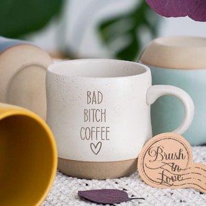 Tasse en céramique personnalisée pour votre meilleure amie,Tasse en grès avec gravure,Cadeau Bad Bitch Coffee pour elle,Tasse naturelle et non émaillée PD