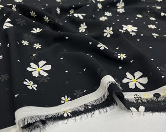 Tela de gasa con estampado floral de margaritas negras – Material ligero, transparente y suave / 150 cm de ancho