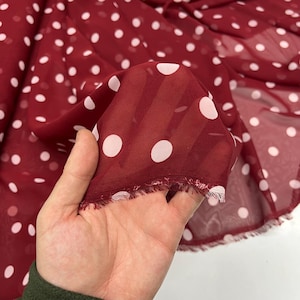 Chiffonstoff mit weißen Pünktchen, 150 cm breiter Chiffonstoff, leichter Chiffonstoff für Kleider, Blusen, Schals, 150 cm Breite
