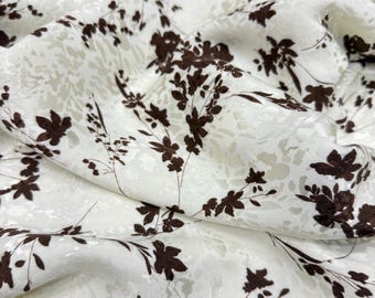 Tela floral marrón, tela de confección de cupro jacquard, marfil botánico / caída sedosa, ligera / 150 cm de ancho
