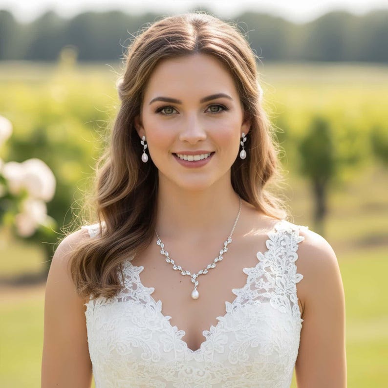 Freshwater Pearl Jewellery Set Dainty Pearl Drop Earrings Pearl Necklace CZ Leaf Bride Bridal Wedding Jewelry Gift For Her Bridesmaid 画像 4