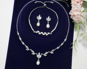 Freshwater Pearl Jewellery Set Pearl Drop Earrings Pearl Necklace Wedding Bridal Jewelry Gift For Her Gift For Bridesmaids Christmas Gift