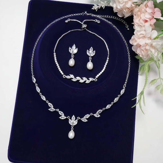 Freshwater Pearl Jewellery Set Pearl Drop Earrings Pearl Necklace Wedding Bridal Jewelry Gift For Her Gift For Bridesmaids Christmas Gift