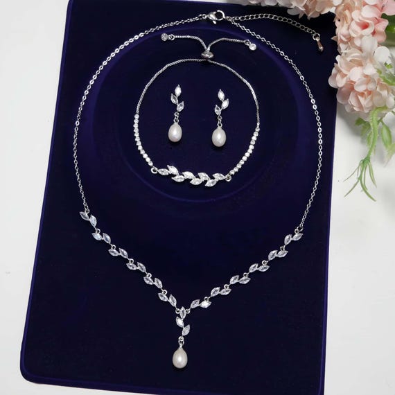 Freshwater Pearl Jewellery Set Dainty Pearl Drop Earrings Pearl Necklace CZ Leaf Bride Bridal Wedding Jewelry Gift For Her Bridesmaid