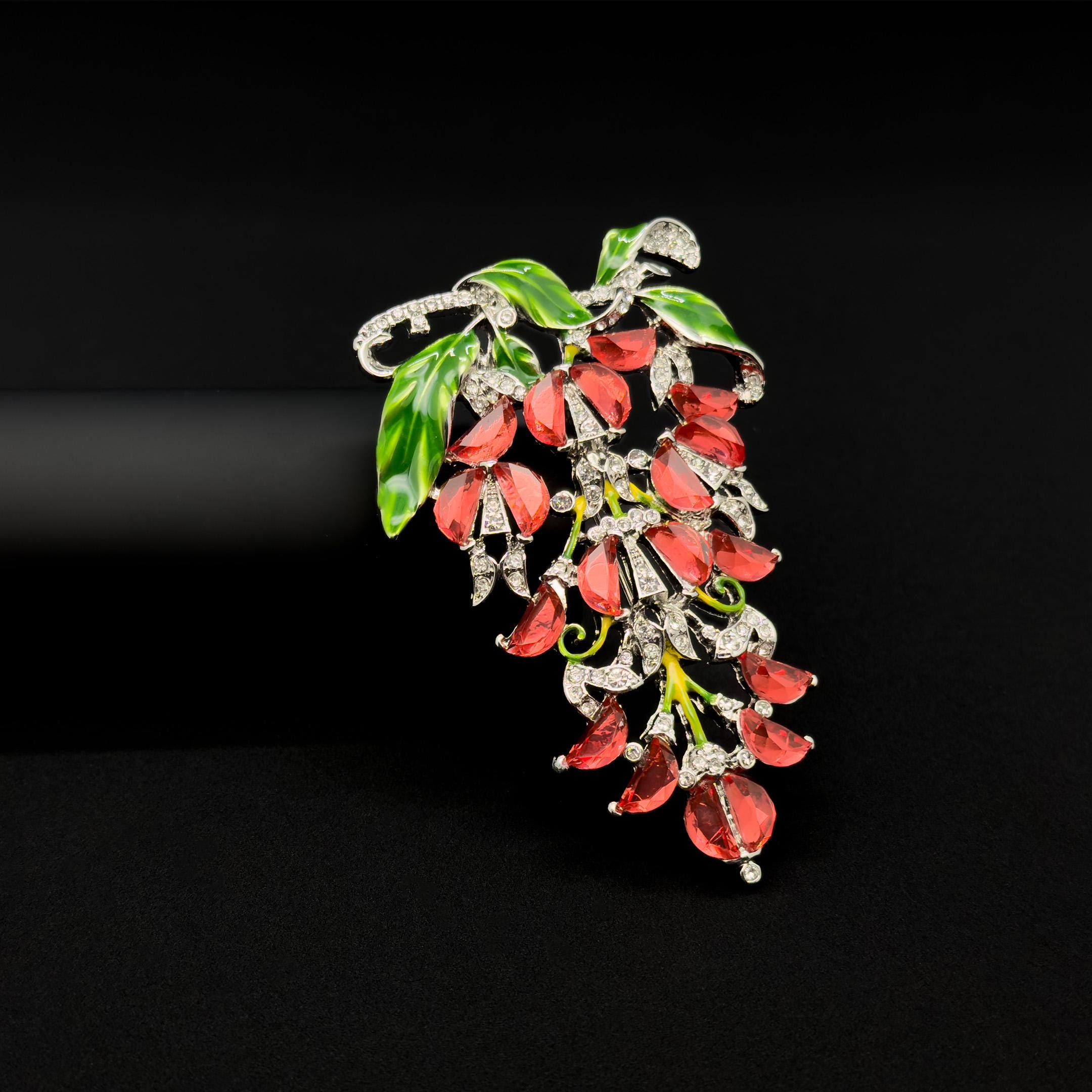 Austria fruit brooch - Etsy 日本