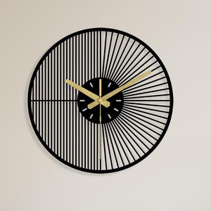 Minimalist Metal Wall Clock: Modern Art Decor, Silent Movement